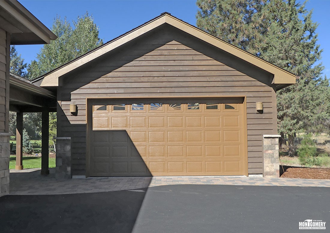 Hebeisen Garage & Workshop, custom design in Central Oregon, photo 3 of 7