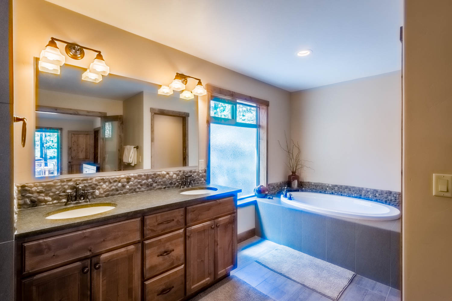 Black Butte Ranch — Rock Ridge #4, custom home in Black Butte Ranch, OR, photo 12 of 14